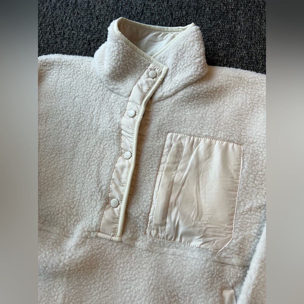 NWT Wilo The Label snap funnel neck fleece pullover in cream/beige size XS women - Picture 2 of 10